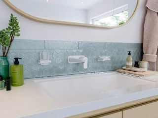 HG 41749700 AddStoris Стакан для зубных щеток, металл/матовое стекло